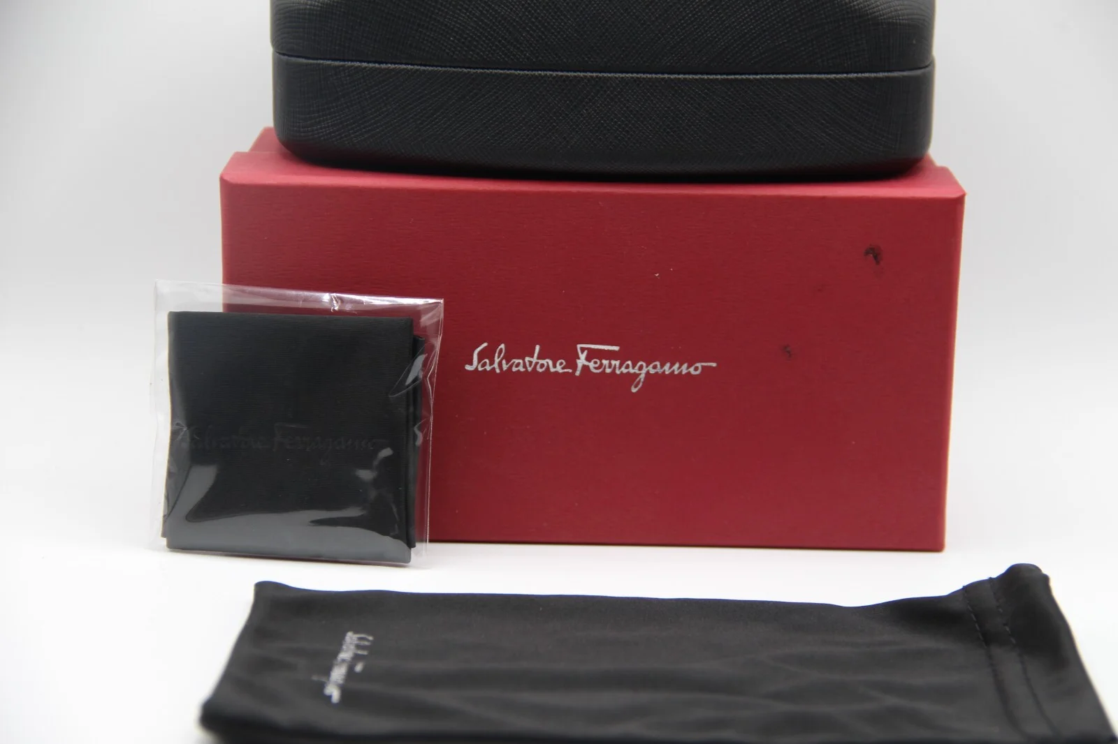 NEW SALVATORE FERRAGAMO BLACK LARGE AUTHENTIC SUNGLASSES EYEGLASSES CASE W/BOX 2